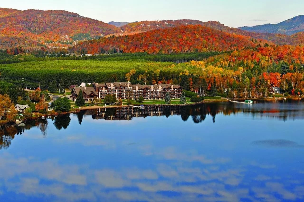 Le Grand Lodge Mont-Tremblant, aerial view across Lake Ouimet